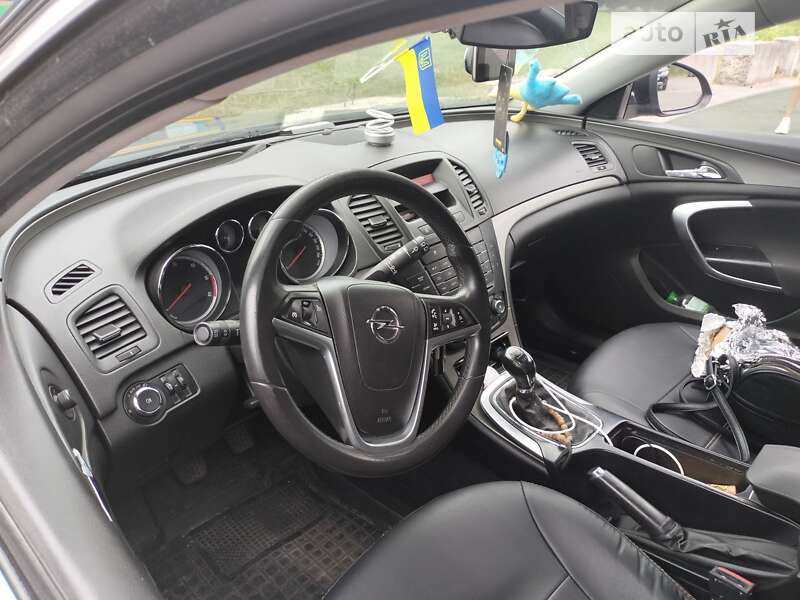 Універсал Opel Insignia 2010 в Хмельницькому