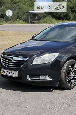 Універсал Opel Insignia 2011 в Самборі