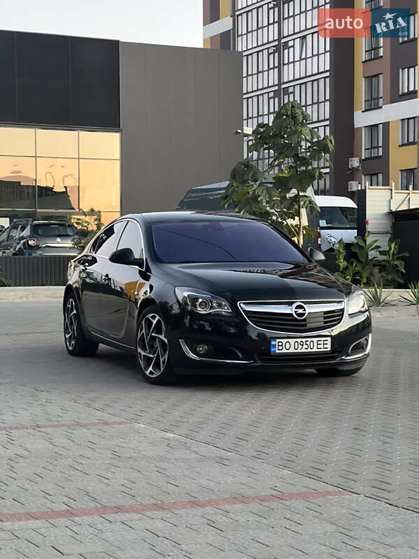 Ліфтбек Opel Insignia 2015 в Тернополі