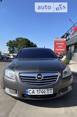 Ліфтбек Opel Insignia 2010 в Умані