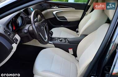 Універсал Opel Insignia 2011 в 
