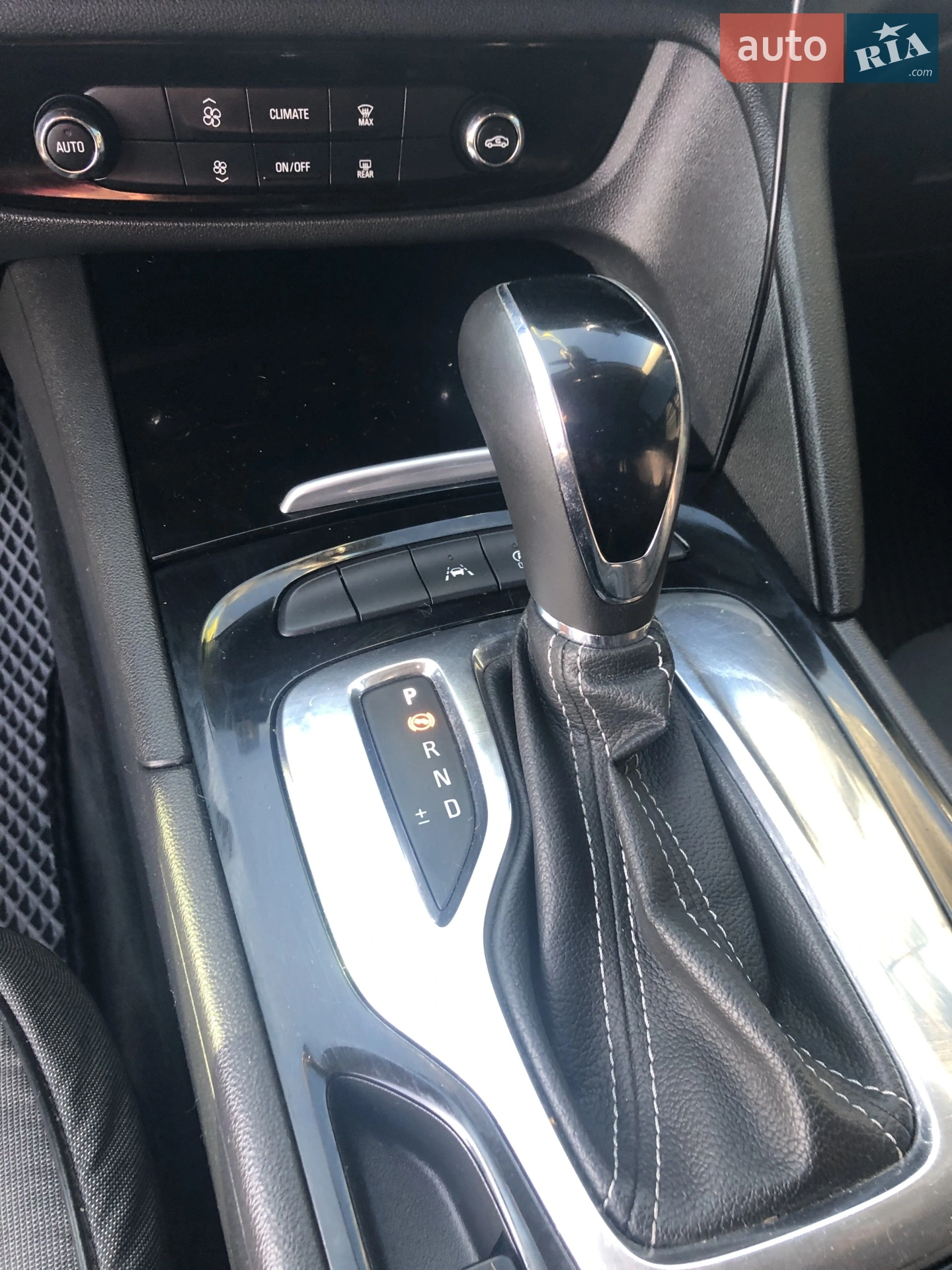2017 Opel Insignia - мініатюра 9