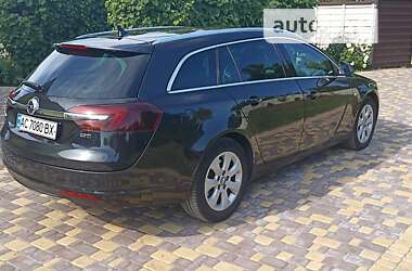 Универсал Opel Insignia 2015 в Киеве