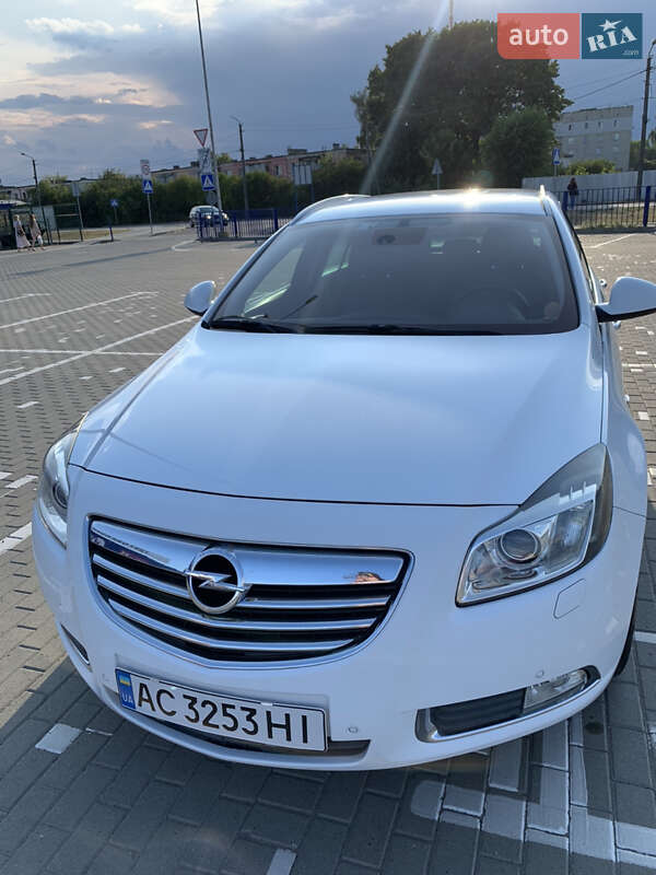 Универсал Opel Insignia 2011 в Ковеле