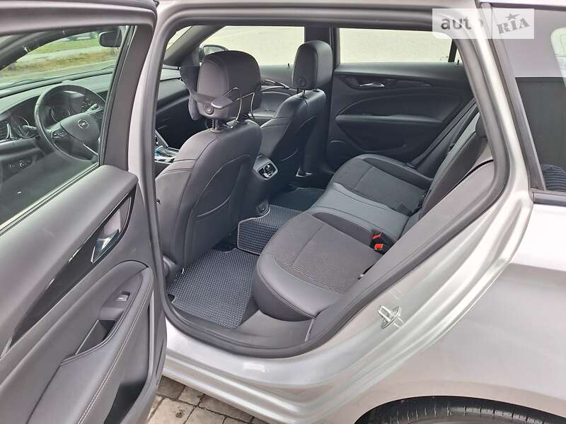 Універсал Opel Insignia 2020 в Івано-Франківську