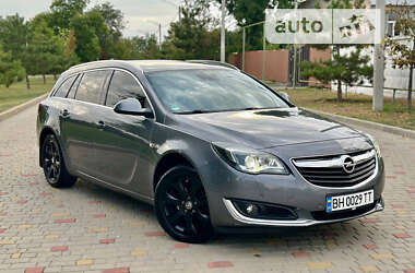 Універсал Opel Insignia 2015 в Ізмаїлі