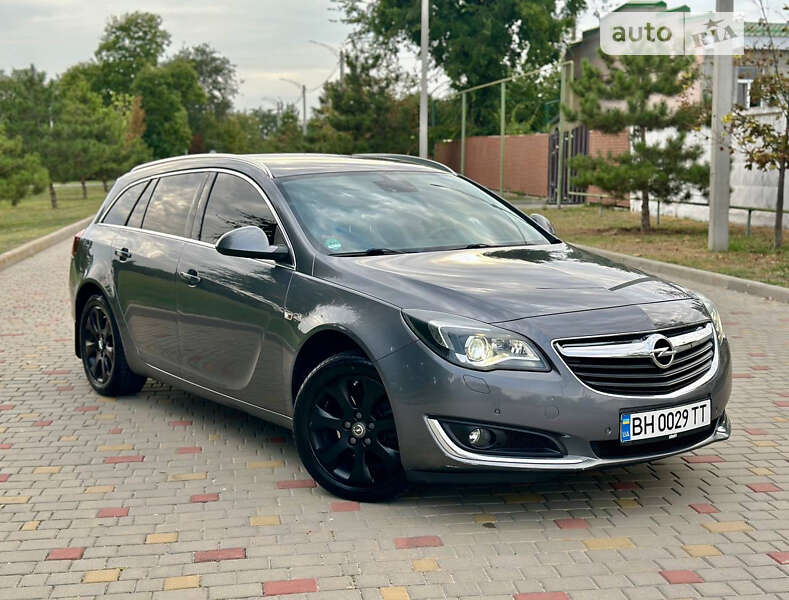 Универсал Opel Insignia 2015 в Измаиле