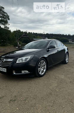 Седан Opel Insignia 2009 в Малині