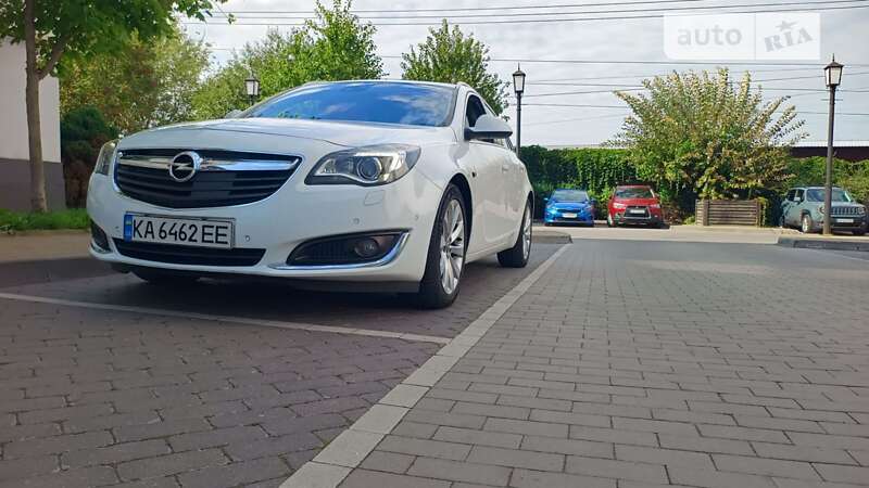 Универсал Opel Insignia 2013 в Киеве