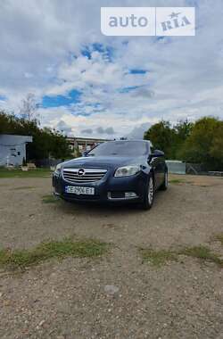 Седан Opel Insignia 2010 в Чернівцях