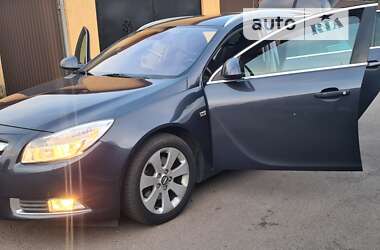 Универсал Opel Insignia 2009 в Нововолынске