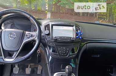 Универсал Opel Insignia 2015 в 
