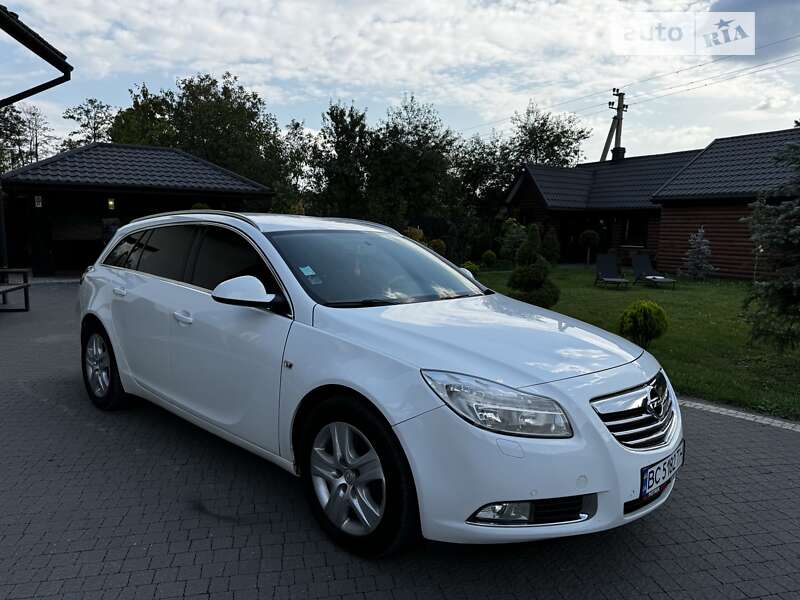 Универсал Opel Insignia 2009 в Львове