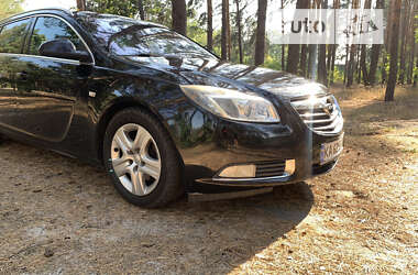 Универсал Opel Insignia 2009 в Хотяновке