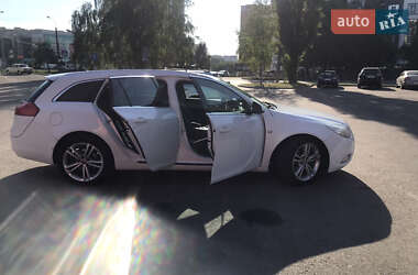 Универсал Opel Insignia 2011 в Ровно