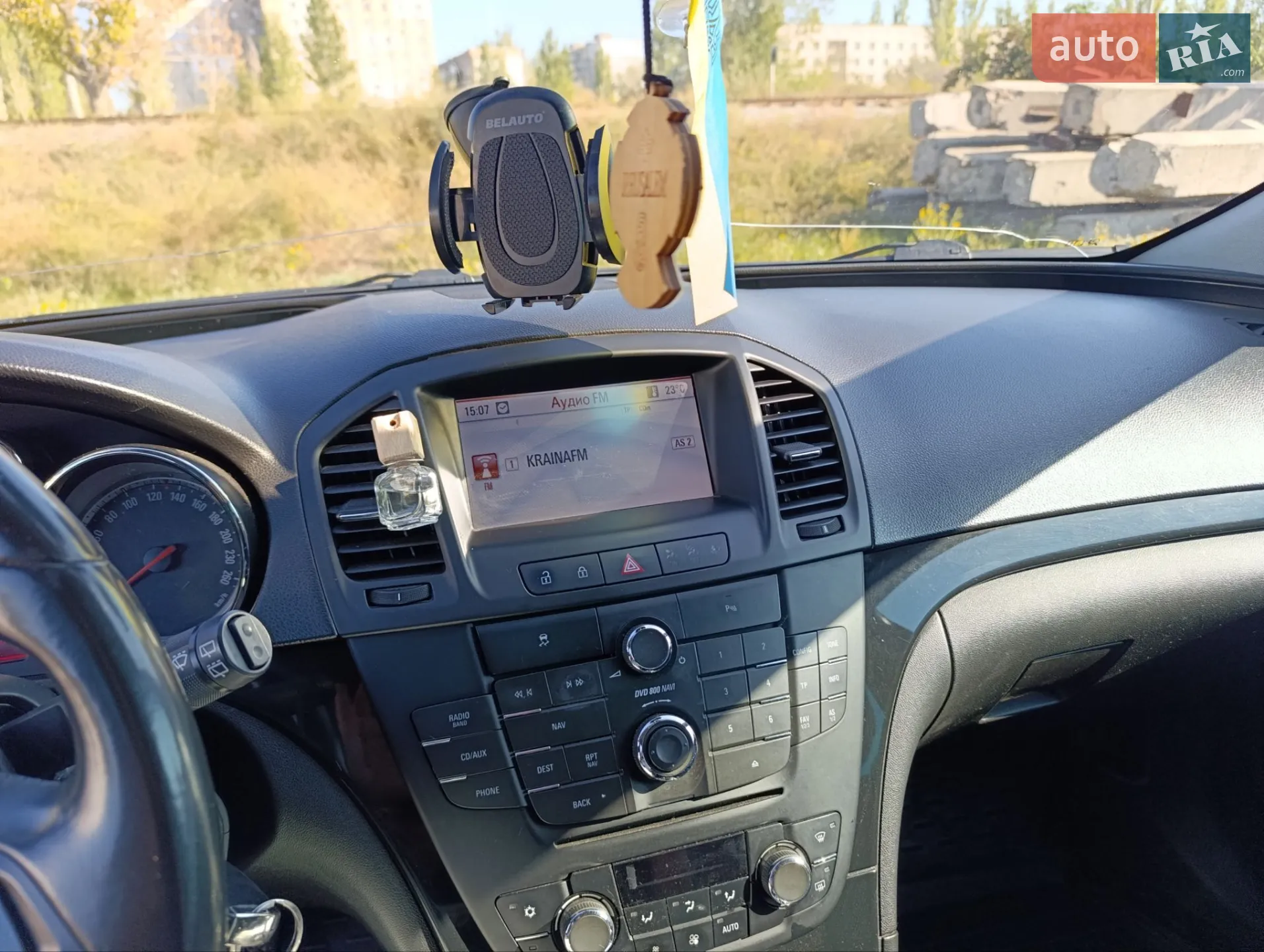 2011 Opel Insignia - мініатюра 3