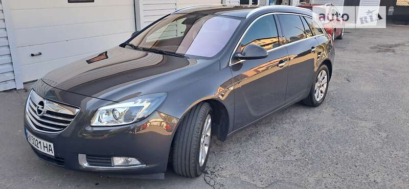 Універсал Opel Insignia 2013 в Харкові