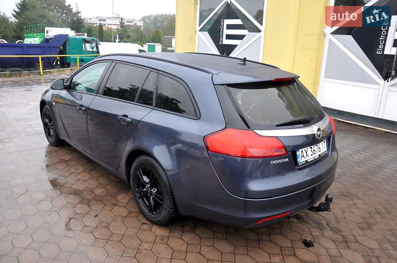 Универсал Opel Insignia 2009 в Львове