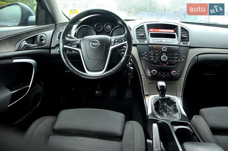 Универсал Opel Insignia 2009 в Львове