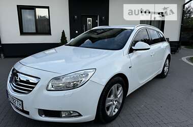 Універсал Opel Insignia 2009 в Львові