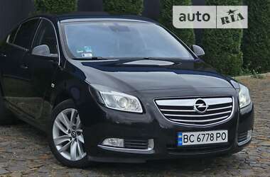 Лифтбек Opel Insignia 2013 в Мукачево