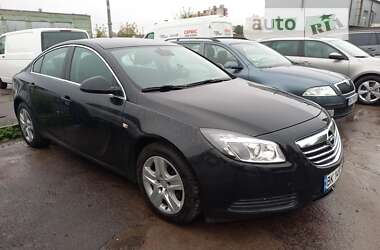 Седан Opel Insignia 2011 в Ровно