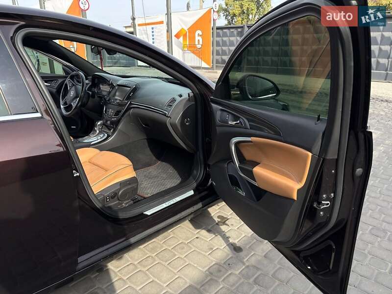 Седан Opel Insignia 2016 в Кременчуці