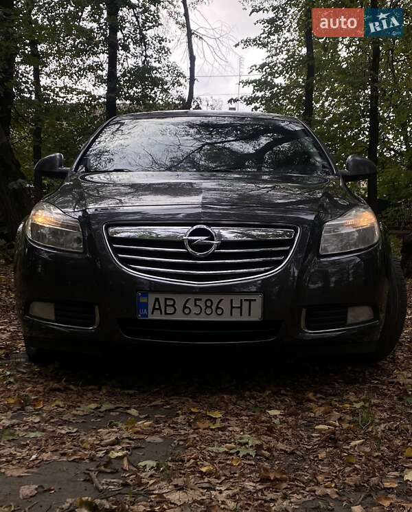 Седан Opel Insignia 2009 в 