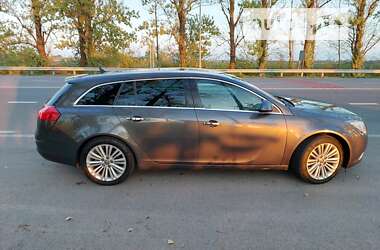 Універсал Opel Insignia 2011 в Могилів-Подільському