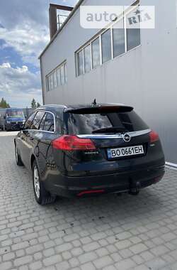 Універсал Opel Insignia 2011 в 