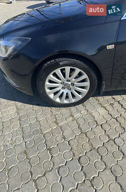 Універсал Opel Insignia 2011 в 