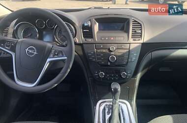 Універсал Opel Insignia 2011 в 