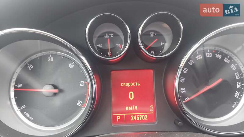 Універсал Opel Insignia 2011 в Дніпрі