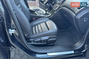 Универсал Opel Insignia 2016 в 