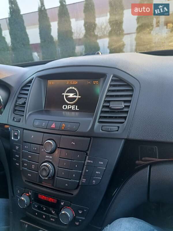 Універсал Opel Insignia 2012 в Івано-Франківську