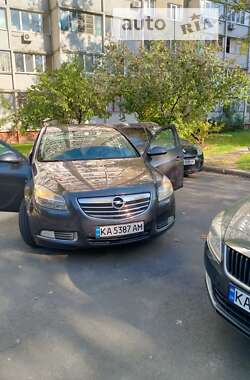 Универсал Opel Insignia 2011 в 