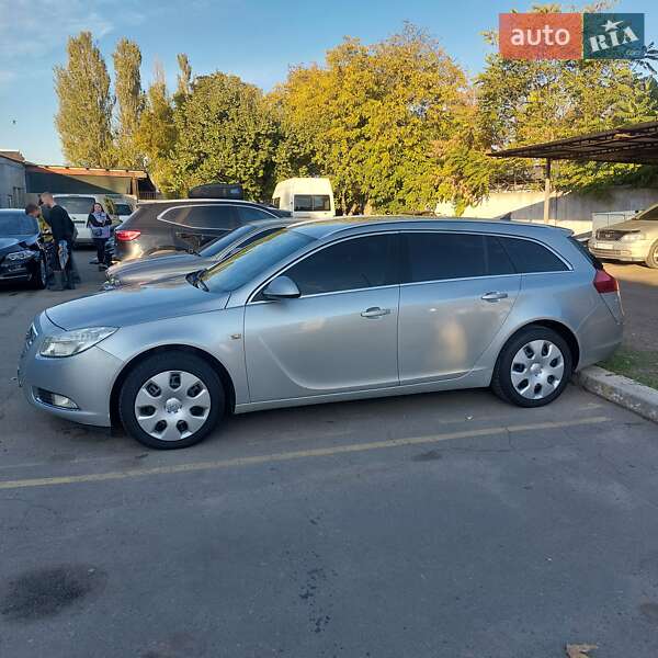 Универсал Opel Insignia 2009 в Николаеве