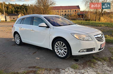 Универсал Opel Insignia 2010 в Бережанах