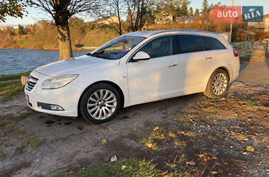 Универсал Opel Insignia 2010 в Бережанах