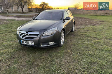 Універсал Opel Insignia 2010 в Ізяславі