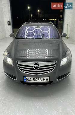 Універсал Opel Insignia 2010 в П'ятихатках