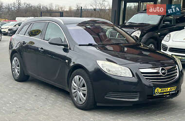 Седан Opel Insignia 2012 в Черновцах