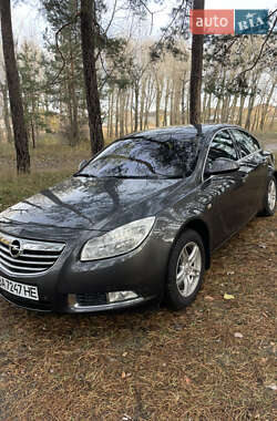 Седан Opel Insignia 2010 в Кропивницком