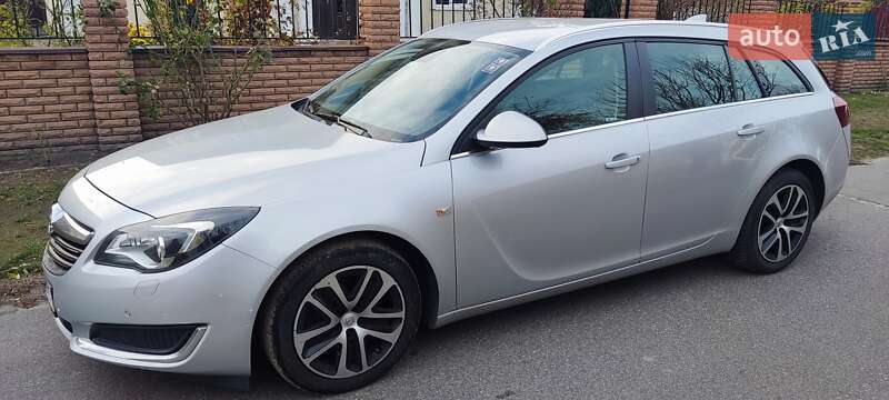 Универсал Opel Insignia 2017 в Киеве