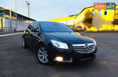 Лифтбек Opel Insignia 2013 в Сарнах