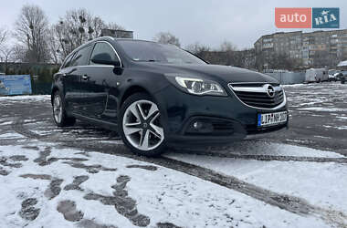 Универсал Opel Insignia 2015 в Ровно