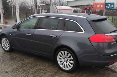 Універсал Opel Insignia 2011 в Новоселиці