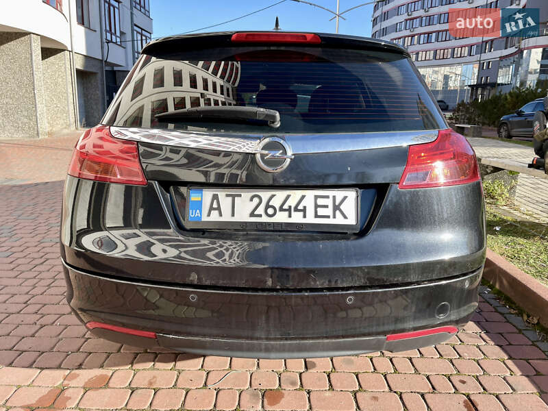 Універсал Opel Insignia 2010 в Івано-Франківську