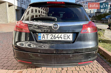 Універсал Opel Insignia 2010 в Івано-Франківську