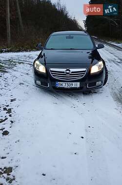 Седан Opel Insignia 2009 в Радивилове